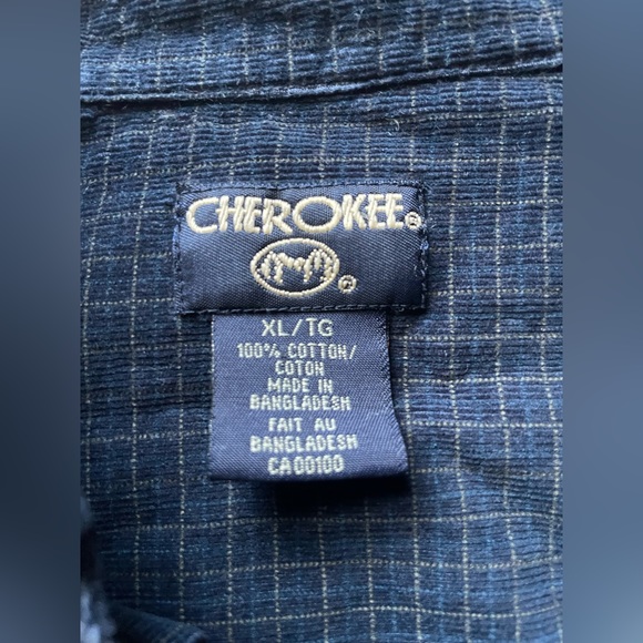 Thrifted oversized flannel - Picture 3 of 3